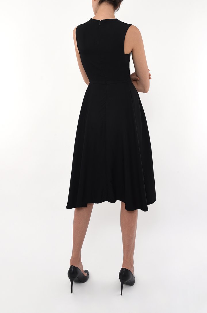 CREW NECK FITTED SWING DRESS