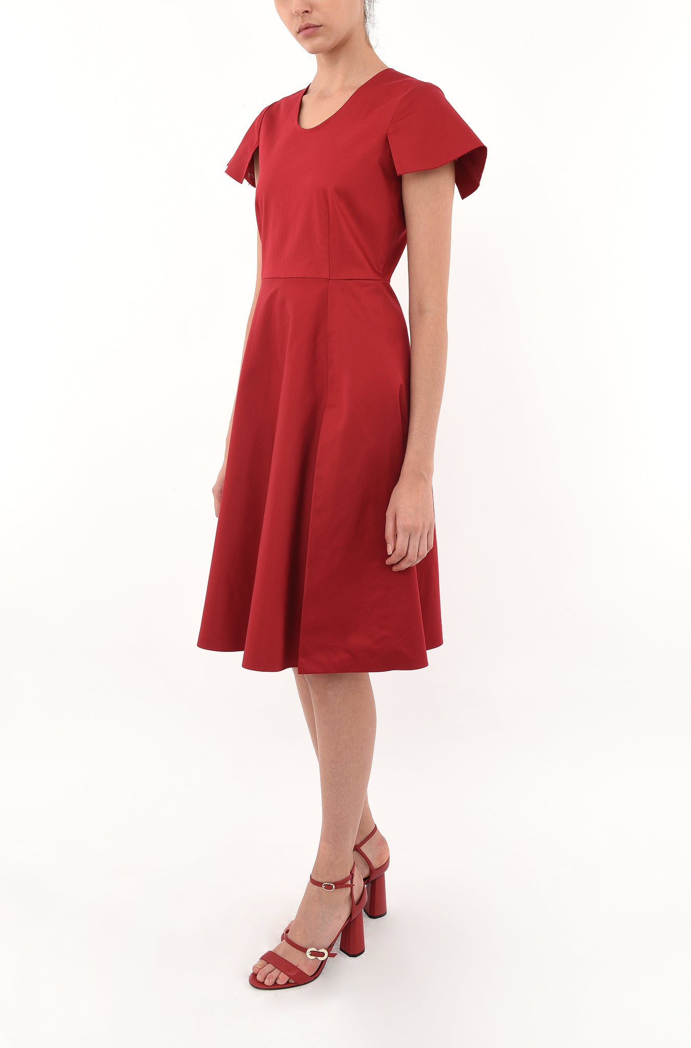 FIT-FLARE DRESS WITH CUT-AWAY SLEEVES