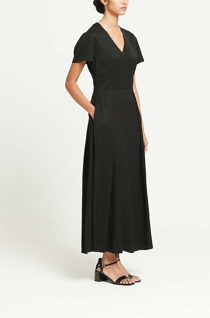 RITZY v-neck dress with cape sleeves